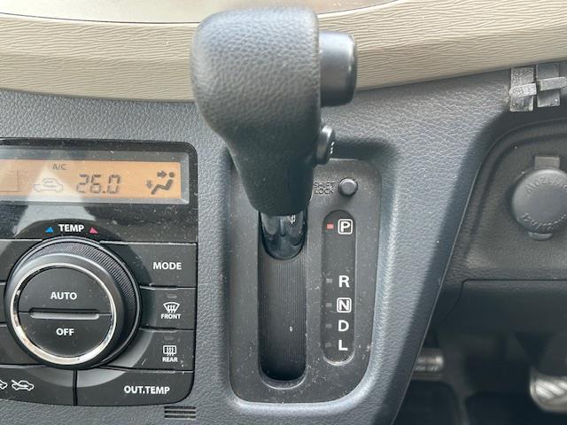 ワゴンＲ ＦＸ　社外オーディオ（ＦＭ／ＡＭ／ＣＤ／ＡＵＸ）　リモコンキー　スペアキー　オートエアコン　アイドリングストップ　ライトレベライザー　ドアバイザー　ＡＢＳ（13枚目）