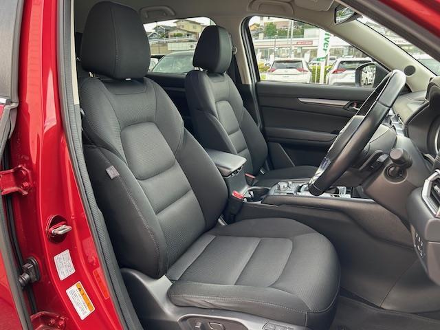 ＣＸ－５ ２０Ｓ　プロアクティブ　純正ＨＤＤナビ　メモリー付パワーシート　レーダークルーズコントロール　ステアリングヒーター　シートヒーター　バックカメラ　ＥＴＣ　コーナーセンサー前後　ＬＥＤライト　純正１９インチアルミホイール（23枚目）