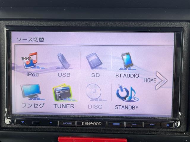 Ｎ－ＢＯＸカスタム Ｇ・ターボＬパッケージ　社外ナビ　クルーズコントロール　バックカメラ　両側パワースライドドア　ＥＴＣ　プッシュスタート　オートライト　横滑り防止装置　盗難防止装置　衝突軽減システム　エアバックＷ＋サイド　純正フロアマット（6枚目）