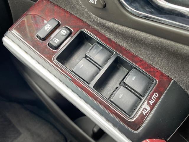 ＳＡＩ Ｇ　Ａパッケージ　純正ナビ　クルーズコントロール　ＥＴＣ　バックカメラ　ドライブレコーダー　パワーシート　衝突軽減システム　カーテンエアバッグ　ＬＥＤヘッドライト　オールオートパワーウィンドウ　純正アルミホイール（13枚目）