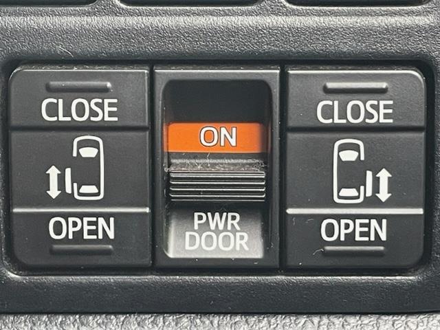 ノア Si ダブルバイビーII ワンオーナー 純正ナビ 両側パワースライドドア ETC クルーズコントロール フリップダウンモニター 前後ドライブレコーダー コーナーセンサー前後 Bカメラ オートマチックハイビーム オートライト(7枚目)