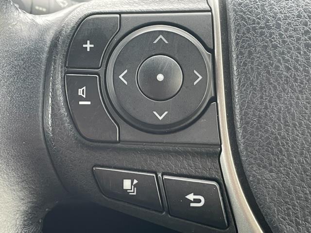 ノア Si ダブルバイビーII ワンオーナー 純正ナビ 両側パワースライドドア ETC クルーズコントロール フリップダウンモニター 前後ドライブレコーダー コーナーセンサー前後 Bカメラ オートマチックハイビーム オートライト(17枚目)