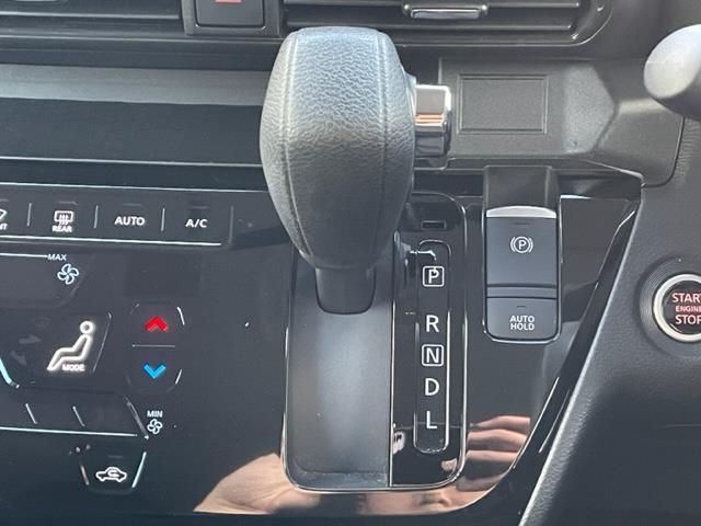 ルークス ハイウェイスター　Ｘ　プロパイロットエディション　社外ナビ　衝突軽減システム　全方位カメラ　両側パワースライドドア　レーダークルーズコントロール　ＥＴＣ　ＬＥＤライト　コーナーセンサー前後　プッシュスタート　オートライト　電動格納ミラー　純正ＡＷ（16枚目）