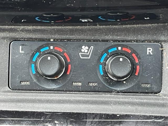 アルファードハイブリッド SR Cパッケージ 純正ナビ フリップダウンモニター 両側パワースライドドア ETC バックカメラ コーナーセンサー前後 4WD パワーバックドア LEDヘッドライト プッシュスタート パワーシート シートヒーター(11枚目)