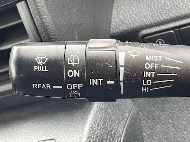 シエンタ ファンベースX 純正ナビ 衝突軽減システム バックカメラ 片側パワースライドドア ドライブレコーダー コーナーセンサー前後 アイドリングストップ 電動格納ミラー 横滑り防止装置 リモコンキー 社外フロアマット(18枚目)