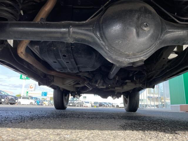 ジムニー ランドベンチャー ナビ ルーフレール ETC シートヒーター ドライブレコーダー 純正アルミホイール スペアキー スペアタイヤ リモコンキー ASSURAレーダー探知機 ハーフレザーシート 4WD パワーウィンドウ(43枚目)