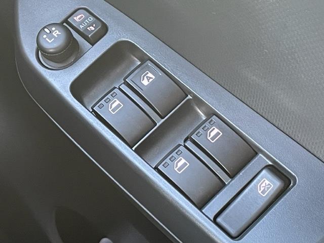 ミライース Ｇ　ＳＡＩＩＩ　ナビ　衝突軽減システム　禁煙車　コーナーセンサー前後　ＬＥＤヘッドライト　ＥＴＣ　ドライブレコーダー　純正アルミホイール　アイドリングストップ　スマートキー　シートヒーター　ワンオーナー　オートライト（8枚目）