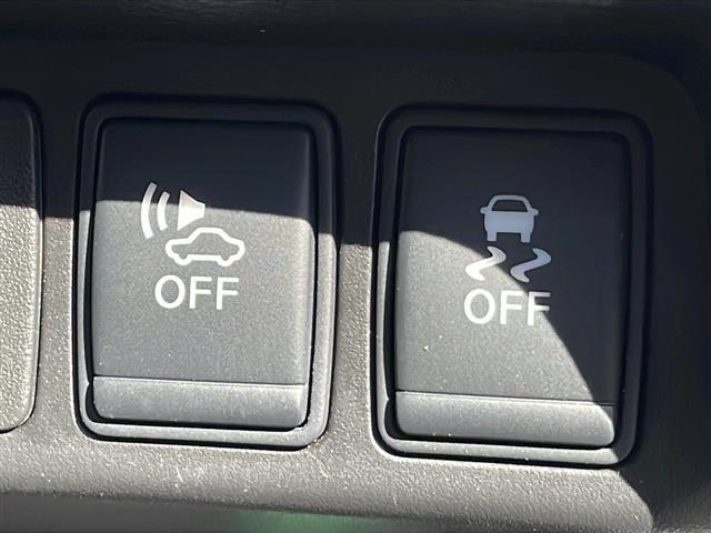 エクストレイル ２０Ｘ　ＨＶエクストリーマＸエマジェンシーブレーキＰ　純正ナビ　衝突軽減システム　バックカメラ　コーナーセンサー前後　ルーフレール　ＬＥＤヘッドライト　スマートキー　シートヒーター　ＥＴＣ　ダウンヒルアシストコントロール　４ＷＤ　スペアキー（10枚目）