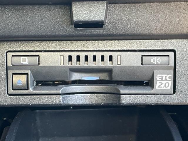 アルファード ２．５Ｓ　Ｃパッケージ　純正ナビ　衝突軽減システム　両側パワースライドドア　バックカメラ　ＥＴＣ２．０　ブラインドスポットモニター　ＬＥＤヘッドライト　クルーズコントロール　全席パワーシート　ドライブレコーダー　エアシート（6枚目）