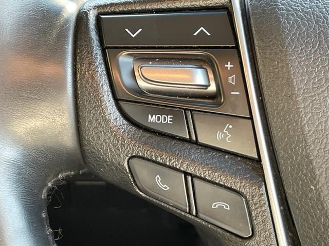 アルファード ２．５Ｓ　Ｃパッケージ　純正ナビ　衝突軽減システム　両側パワースライドドア　バックカメラ　ＥＴＣ２．０　ブラインドスポットモニター　ＬＥＤヘッドライト　クルーズコントロール　全席パワーシート　ドライブレコーダー　エアシート（17枚目）