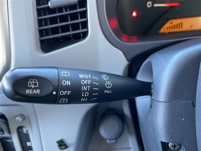 ＡＺワゴン ＸＧ　１３インチＧＲＡＳＳアルミホイール　社外アルミホイール付きスタッドレスタイヤセット４本　ＥＴＣ　オーディオ　ＣＤチェンジャー　純正フロアマット　パワーステアリング　パワーウィンドウ（9枚目）