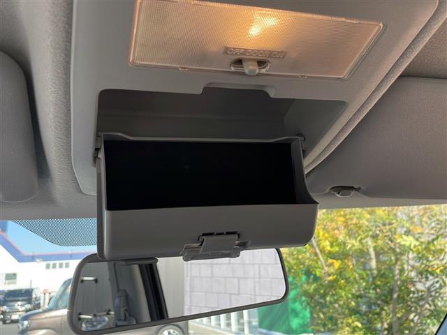 ＡＺワゴン ＸＧ　１３インチＧＲＡＳＳアルミホイール　社外アルミホイール付きスタッドレスタイヤセット４本　ＥＴＣ　オーディオ　ＣＤチェンジャー　純正フロアマット　パワーステアリング　パワーウィンドウ（17枚目）