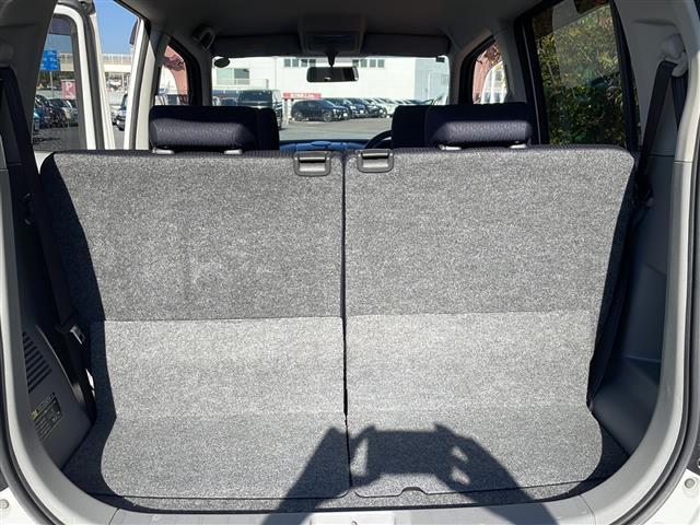 ＡＺワゴン ＸＧ　１３インチＧＲＡＳＳアルミホイール　社外アルミホイール付きスタッドレスタイヤセット４本　ＥＴＣ　オーディオ　ＣＤチェンジャー　純正フロアマット　パワーステアリング　パワーウィンドウ（31枚目）