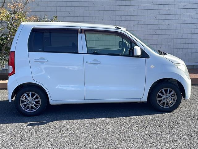 ＡＺワゴン ＸＧ　１３インチＧＲＡＳＳアルミホイール　社外アルミホイール付きスタッドレスタイヤセット４本　ＥＴＣ　オーディオ　ＣＤチェンジャー　純正フロアマット　パワーステアリング　パワーウィンドウ（34枚目）