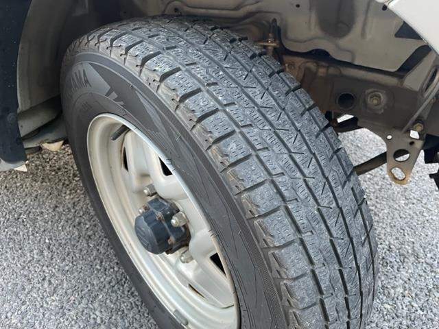 ジムニー ＸＧ　カロッツェリアオーディオ　ＥＴＣ　背面タイヤ　リモコンキー　４ＷＤ　ＩＳＯＦＩＸ　パワーウィンドウ　パワーステアリング　純正フロアマット　スペアキー（40枚目）