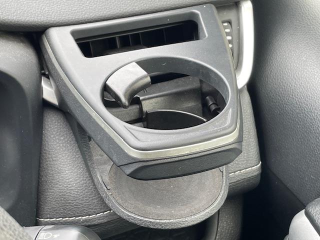 ＲＡＶ４ ハイブリッドＸ　純正ナビ　衝突軽減システム　バックカメラ　コーナーセンサー前後　ブラインドスポットモニター　ＬＥＤヘッドライト　純正アルミホイール　ＥＴＣ　プッシュスタート　オートマチックハイビーム　レーンキープ（18枚目）