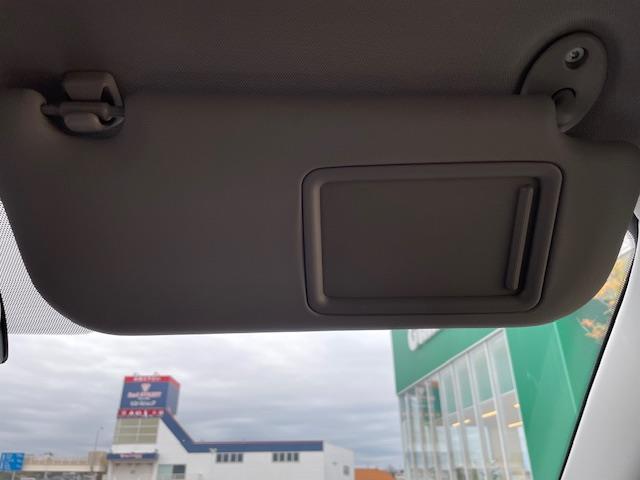 ＲＡＶ４ ハイブリッドＸ　純正ナビ　衝突軽減システム　バックカメラ　コーナーセンサー前後　ブラインドスポットモニター　ＬＥＤヘッドライト　純正アルミホイール　ＥＴＣ　プッシュスタート　オートマチックハイビーム　レーンキープ（20枚目）