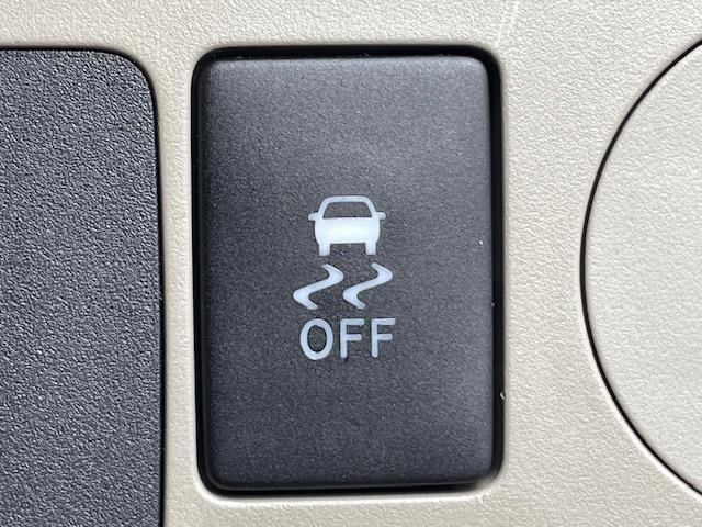 ムーヴ Ｌ　スマートセレクションＳＡ　ナビ　電動格納ミラー　アイドリングストップ　ＳＩＢＩＬＬＡアルミホイール　パワーウィンドウ　パワーウィンドウ　社外フロアマット　横滑り防止装置　エアバックＷ（5枚目）