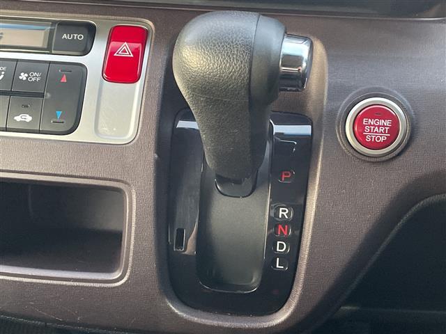 N-ONE プレミアム・Lパッケージ 社外ナビ バックカメラ ドライブレコーダー ETC アイドリングストップ 電動格納ミラー プッシュスタート 純正14インチアルミホイール 純正フロアマット 横滑り防止装置 盗難防止装置 冬タイヤ付き(10枚目)