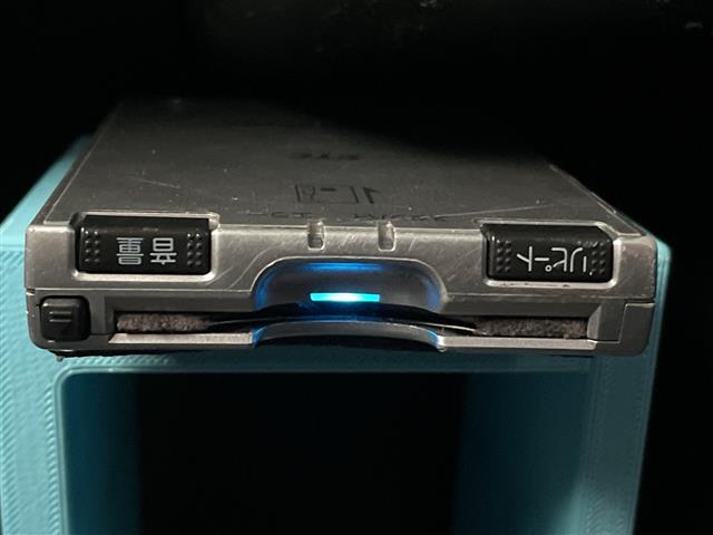 N-ONE プレミアム・Lパッケージ 社外ナビ バックカメラ ドライブレコーダー ETC アイドリングストップ 電動格納ミラー プッシュスタート 純正14インチアルミホイール 純正フロアマット 横滑り防止装置 盗難防止装置 冬タイヤ付き(11枚目)