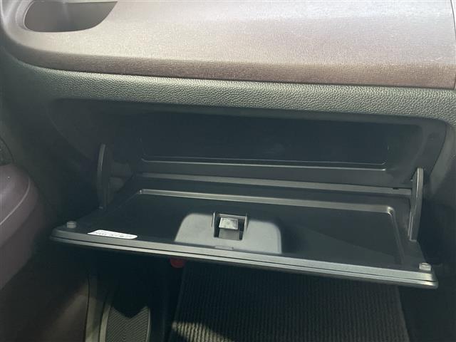 N-ONE プレミアム・Lパッケージ 社外ナビ バックカメラ ドライブレコーダー ETC アイドリングストップ 電動格納ミラー プッシュスタート 純正14インチアルミホイール 純正フロアマット 横滑り防止装置 盗難防止装置 冬タイヤ付き(19枚目)