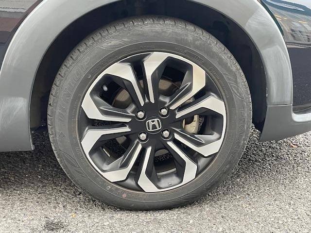 フィット ｅ：ＨＥＶクロスター　純正ナビ　衝突軽減システム　バックカメラ　コーナーセンサー前後　レーダークルーズコントロール　ドライブレコーダー前後　電動格納ミラー　アイドリングストップ　置くだけ充電器　オートライト　ＥＴＣ（41枚目）