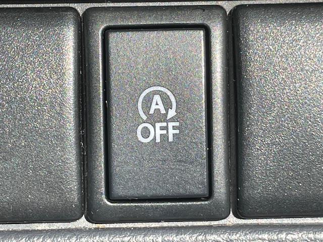 ワゴンＲ ＦＸ　１４インチｗａｒｅｎアルミホイール　純正アルミホイール付サマータイヤ４本　オーディオ　ＣＤチェンジャー　ＥＴＣ　アイドリングストップ　オートエアコン　パワーウィンドウ　純正フロアマット（11枚目）