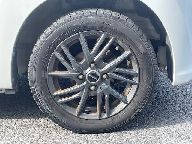 ワゴンＲ ＦＸ　１４インチｗａｒｅｎアルミホイール　純正アルミホイール付サマータイヤ４本　オーディオ　ＣＤチェンジャー　ＥＴＣ　アイドリングストップ　オートエアコン　パワーウィンドウ　純正フロアマット（35枚目）