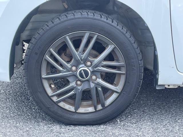 ワゴンＲ ＦＸ　１４インチｗａｒｅｎアルミホイール　純正アルミホイール付サマータイヤ４本　オーディオ　ＣＤチェンジャー　ＥＴＣ　アイドリングストップ　オートエアコン　パワーウィンドウ　純正フロアマット（37枚目）