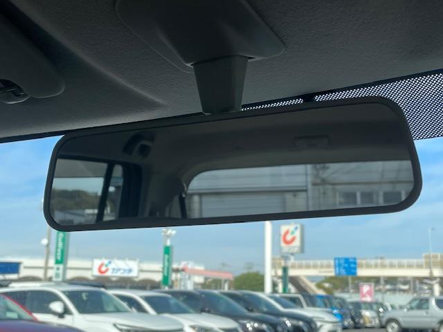 ワゴンＲ ＦＸ　１４インチｗａｒｅｎアルミホイール　純正アルミホイール付サマータイヤ４本　オーディオ　ＣＤチェンジャー　ＥＴＣ　アイドリングストップ　オートエアコン　パワーウィンドウ　純正フロアマット（41枚目）