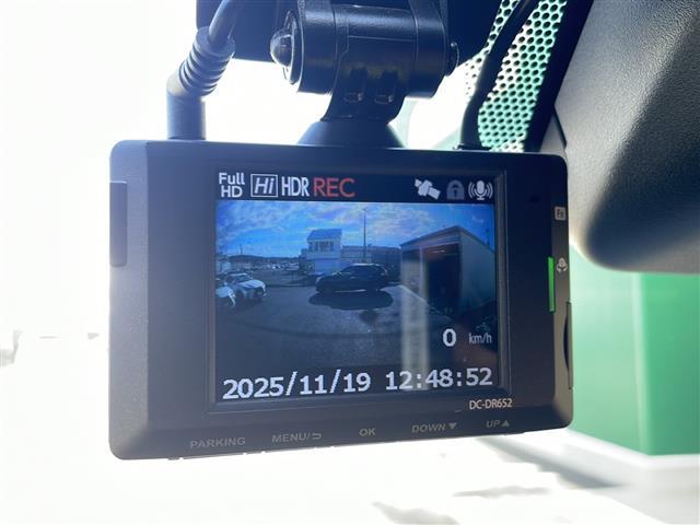 ハイエースバン スーパーGL ダーク プライムII 純正ナビ 衝突軽減システム バックカメラ ディーゼル ターボ ETC2.0 LEDヘッドライト プッシュスタート ハーフレザーシート 前後ドライブレコーダー ワンオーナー TRDフロントバンパーLED(15枚目)