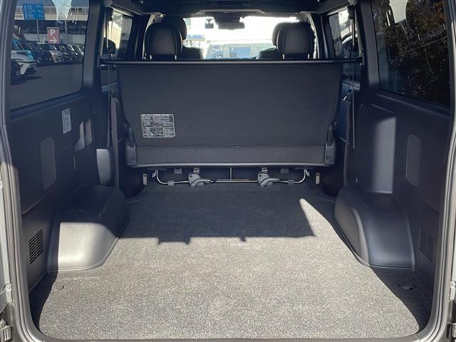 ハイエースバン スーパーGL ダーク プライムII 純正ナビ 衝突軽減システム バックカメラ ディーゼル ターボ ETC2.0 LEDヘッドライト プッシュスタート ハーフレザーシート 前後ドライブレコーダー ワンオーナー TRDフロントバンパーLED(24枚目)