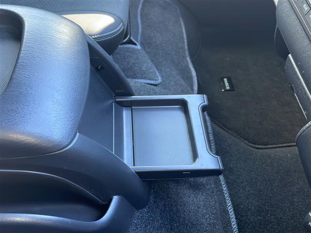 ハイエースバン スーパーGL ダーク プライムII 純正ナビ 衝突軽減システム バックカメラ ディーゼル ターボ ETC2.0 LEDヘッドライト プッシュスタート ハーフレザーシート 前後ドライブレコーダー ワンオーナー TRDフロントバンパーLED(38枚目)