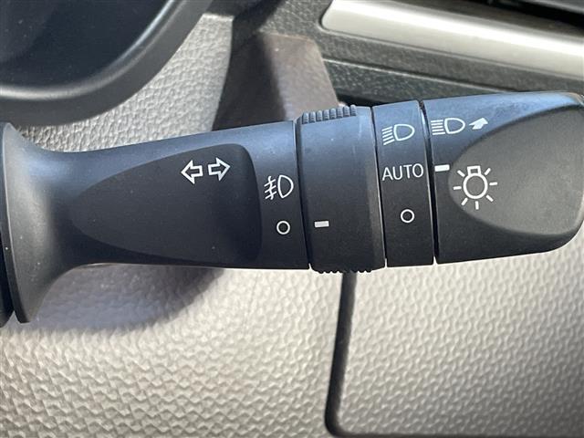 ルーミー Ｇ－Ｔ　９インチカロッツェリアナビ　両側パワースライドドア　衝突軽減システム　コーナーセンサー前後　バックカメラ　ＬＥＤヘッドライト　プッシュスタート　前後ドライブレコーダー　ＥＴＣ　１５インチ社外ＡＷ（15枚目）