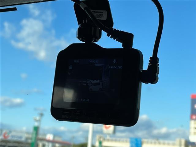 ルーミー Ｇ－Ｔ　９インチカロッツェリアナビ　両側パワースライドドア　衝突軽減システム　コーナーセンサー前後　バックカメラ　ＬＥＤヘッドライト　プッシュスタート　前後ドライブレコーダー　ＥＴＣ　１５インチ社外ＡＷ（20枚目）