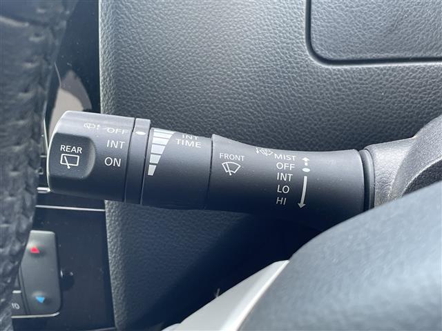 セレナ ハイウェイスター　Ｖセレ＋セーフティＩＩ　ＳＨＶ　純正ナビ　両側パワースライドドア　アラウンドビューモニター　衝突軽減システム　フリップダウンモニター　コーナーセンサー前後　クルーズコントロール　ドライブレコーダー　純正アルミホイール　ＥＴＣ（17枚目）