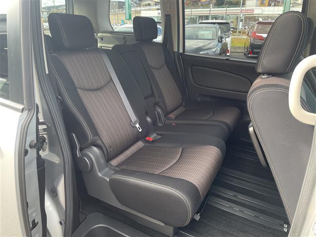 セレナ ハイウェイスター　Ｖセレ＋セーフティＩＩ　ＳＨＶ　純正ナビ　両側パワースライドドア　アラウンドビューモニター　衝突軽減システム　フリップダウンモニター　コーナーセンサー前後　クルーズコントロール　ドライブレコーダー　純正アルミホイール　ＥＴＣ（36枚目）