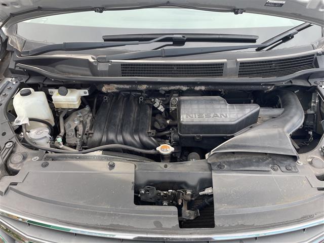 セレナ ハイウェイスター　Ｖセレ＋セーフティＩＩ　ＳＨＶ　純正ナビ　両側パワースライドドア　アラウンドビューモニター　衝突軽減システム　フリップダウンモニター　コーナーセンサー前後　クルーズコントロール　ドライブレコーダー　純正アルミホイール　ＥＴＣ（42枚目）