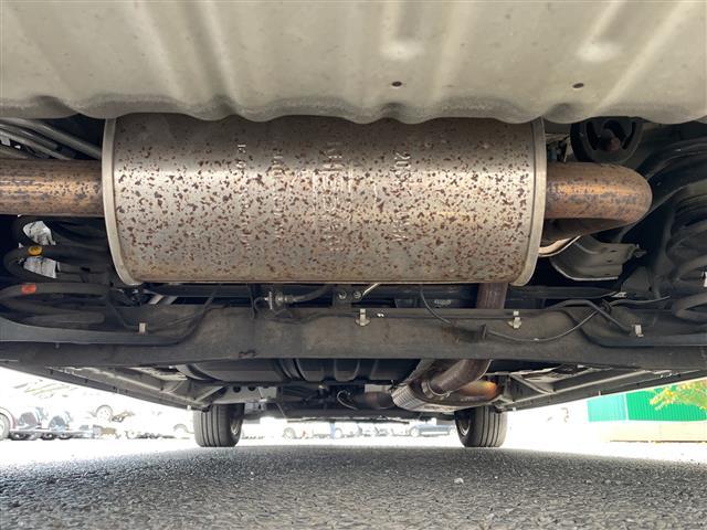 セレナ ハイウェイスター　Ｖセレ＋セーフティＩＩ　ＳＨＶ　純正ナビ　両側パワースライドドア　アラウンドビューモニター　衝突軽減システム　フリップダウンモニター　コーナーセンサー前後　クルーズコントロール　ドライブレコーダー　純正アルミホイール　ＥＴＣ（43枚目）