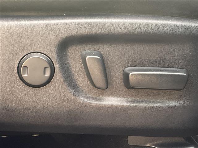 ハリアー プログレス　純正ナビ　衝突軽減システム　ＪＢＬサウンド　全方位カメラ　コーナーセンサー前後　ＥＴＣ２．０　パワーバックドア　ＬＥＤヘッドライト　パワーシート　ハーフレザーシート　純正ドライブレコーダー　純正ＡＷ（15枚目）