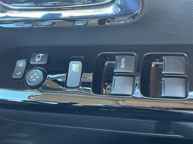 スペーシアカスタム ハイブリッドXSターボ 純正ナビ 衝突軽減システム 両側パワースライドドア 全方位カメラ ETC2.0 クルーズコントロール LEDヘッドライト パドルシフト シートヒーター ドライブレコーダー アイドリングストップ(15枚目)