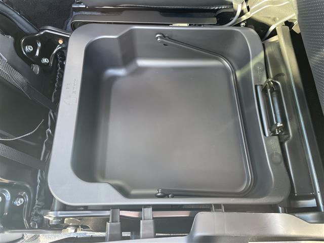 スペーシアカスタム ハイブリッドXSターボ 純正ナビ 衝突軽減システム 両側パワースライドドア 全方位カメラ ETC2.0 クルーズコントロール LEDヘッドライト パドルシフト シートヒーター ドライブレコーダー アイドリングストップ(19枚目)