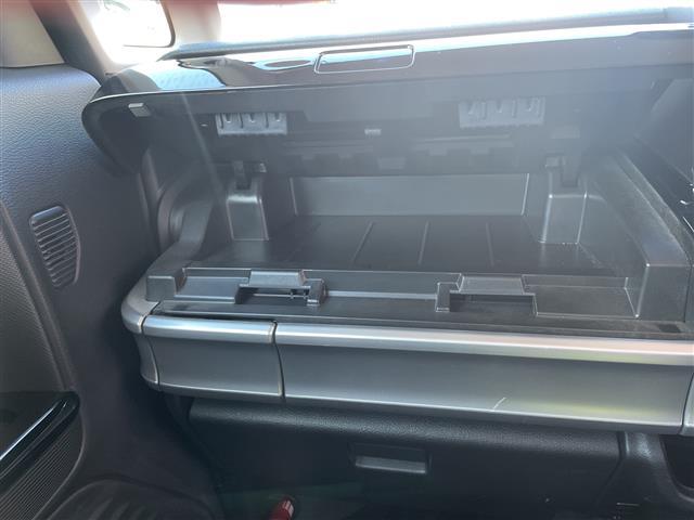 スペーシアカスタム ハイブリッドXSターボ 社外ナビ 衝突軽減システム 両側パワースライドドア バックカメラ パーキングアシスト シートヒーター ETC コーナーセンサー前後 LEDヘッドライト クルーズコントロール アイドリングストップ(17枚目)