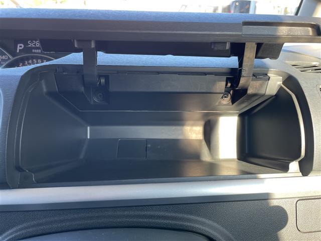 タント カスタムＲＳ　ＳＡ　社外ナビ　両側パワースライドドア　フリップダウンモニター　アイドリングストップ　プッシュスタート　ＬＥＤヘッドライト　オートライト　純正アルミホイール　電動格納ミラー　ＥＴＣ　横滑り防止装置（19枚目）