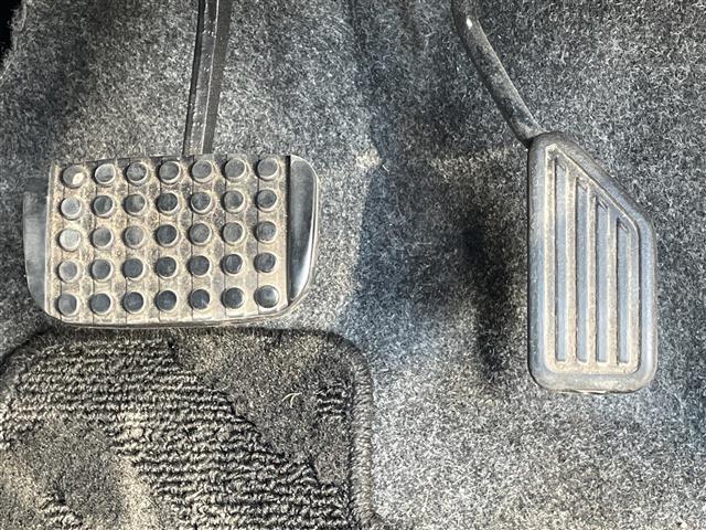 タント カスタムＲＳ　ＳＡ　社外ナビ　両側パワースライドドア　フリップダウンモニター　アイドリングストップ　プッシュスタート　ＬＥＤヘッドライト　オートライト　純正アルミホイール　電動格納ミラー　ＥＴＣ　横滑り防止装置（21枚目）