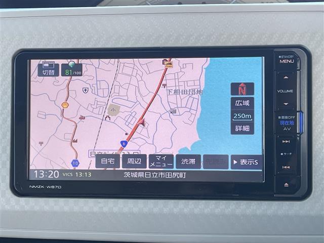 ムーヴキャンバス Ｘリミテッド　ＳＡＩＩＩ　純正ナビ　衝突軽減システム　両側パワースライドドア　アイドリングストップ　プッシュスタート　ＥＴＣ　オートライト　電動格納ミラー　横滑り防止装置　盗難防止装置　パワーウインドウ　パワーステアリング（3枚目）