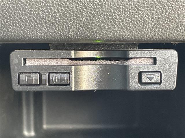 ムーヴキャンバス Ｘリミテッド　ＳＡＩＩＩ　純正ナビ　衝突軽減システム　両側パワースライドドア　アイドリングストップ　プッシュスタート　ＥＴＣ　オートライト　電動格納ミラー　横滑り防止装置　盗難防止装置　パワーウインドウ　パワーステアリング（7枚目）