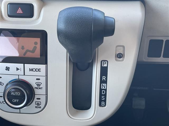 ムーヴキャンバス Ｘリミテッド　ＳＡＩＩＩ　純正ナビ　衝突軽減システム　両側パワースライドドア　アイドリングストップ　プッシュスタート　ＥＴＣ　オートライト　電動格納ミラー　横滑り防止装置　盗難防止装置　パワーウインドウ　パワーステアリング（11枚目）