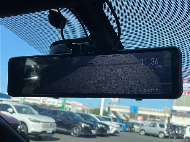 ノート ｅ－パワー　ニスモ　純正ナビ　衝突軽減システム　バックカメラ　レーンキープアシスト　ＥＴＣ　ＬＥＤヘッドライト　プッシュスタート　オートライト　ドライブレコーダー前後　純正アルミホイール　電動格納ミラー　　横滑り防止装置（8枚目）