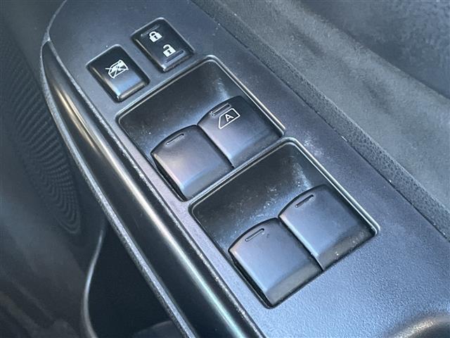 ノート ｅ－パワー　ニスモ　純正ナビ　衝突軽減システム　バックカメラ　レーンキープアシスト　ＥＴＣ　ＬＥＤヘッドライト　プッシュスタート　オートライト　ドライブレコーダー前後　純正アルミホイール　電動格納ミラー　　横滑り防止装置（15枚目）